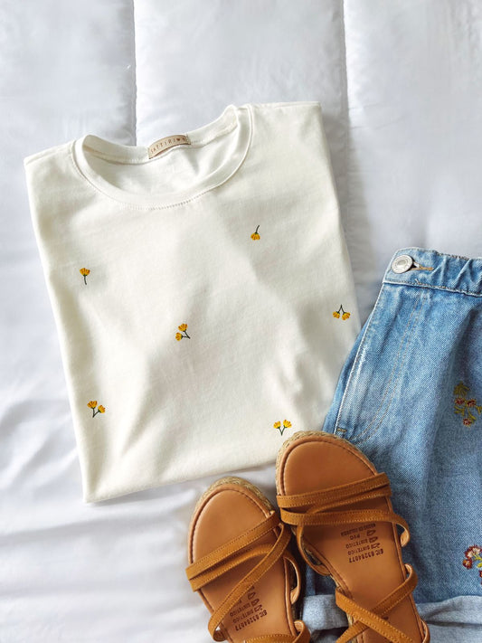 CAMISETA FONDEO FLORECITAS